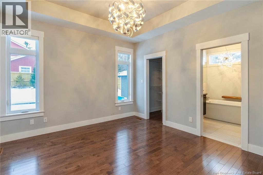 55 Larochelle Street - 21