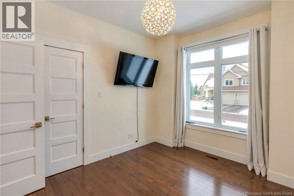 55 Larochelle Street - 35