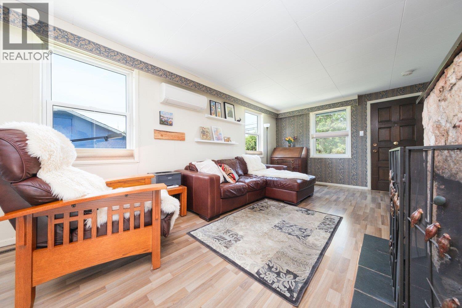 4412 RIVER Road West, Delta