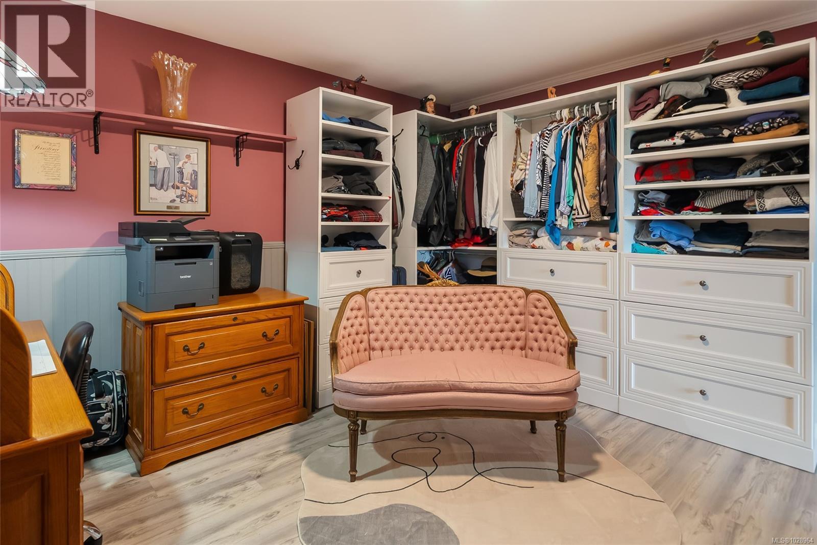 Beautiful Walk in Closet