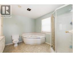 100 Tipperary Street, Shediac, NB E4P2V9 Photo 28