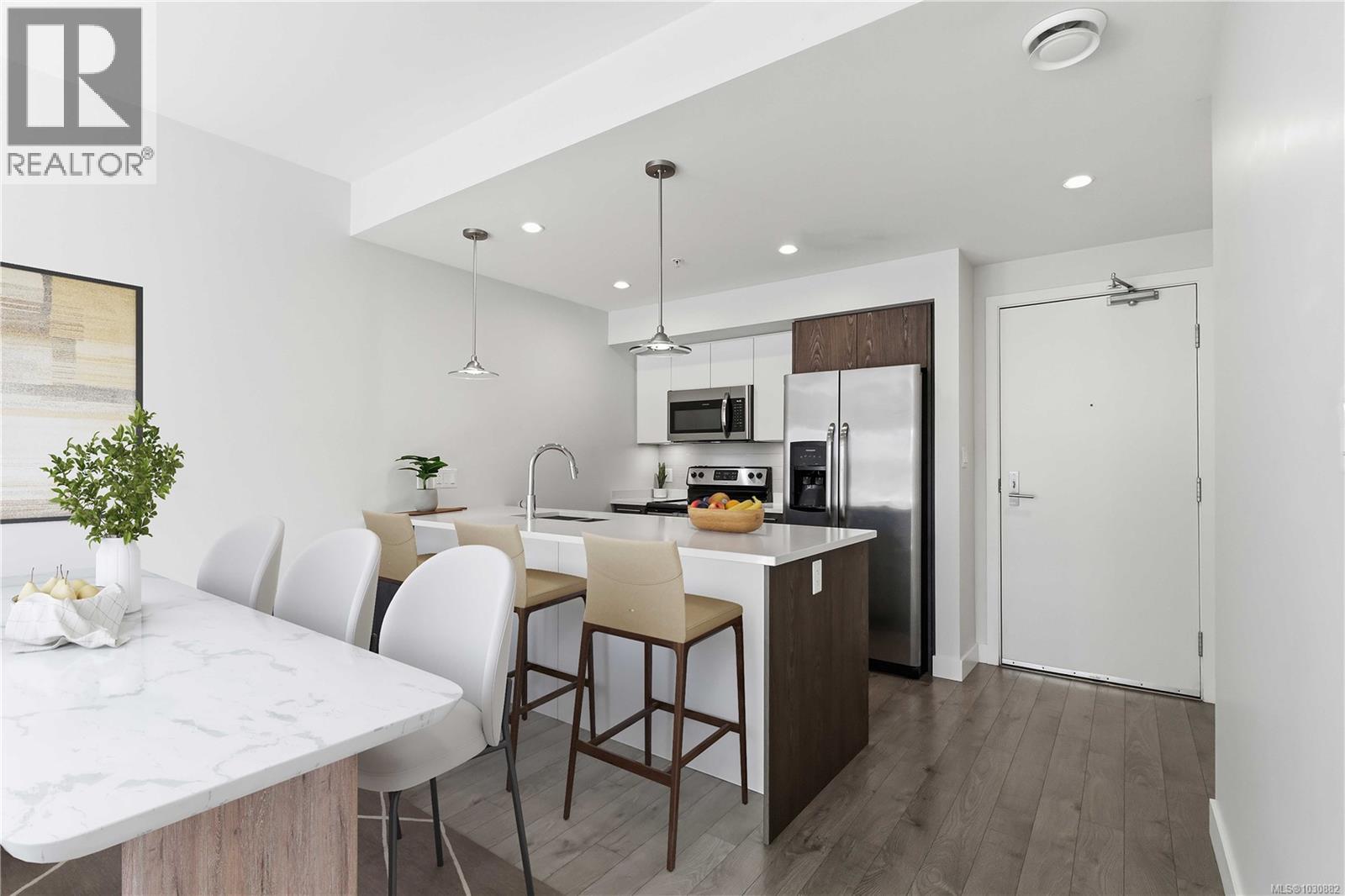 107 1000 Inverness Road, Saanich