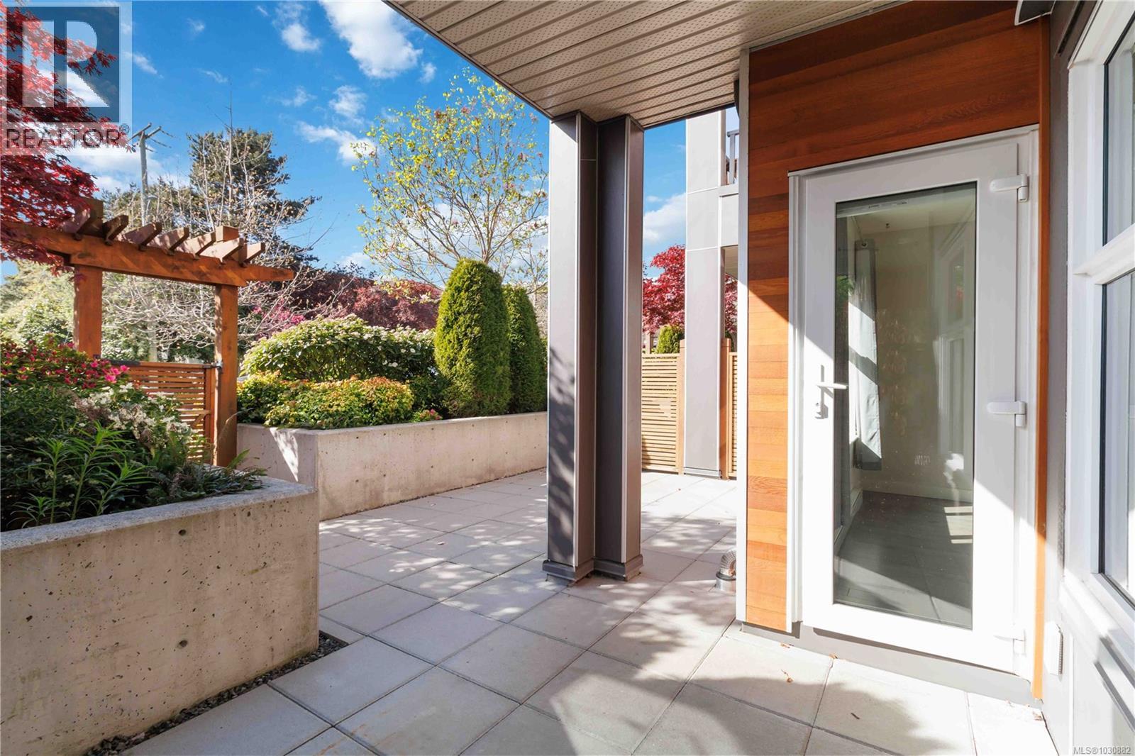 107 1000 Inverness Road, Saanich