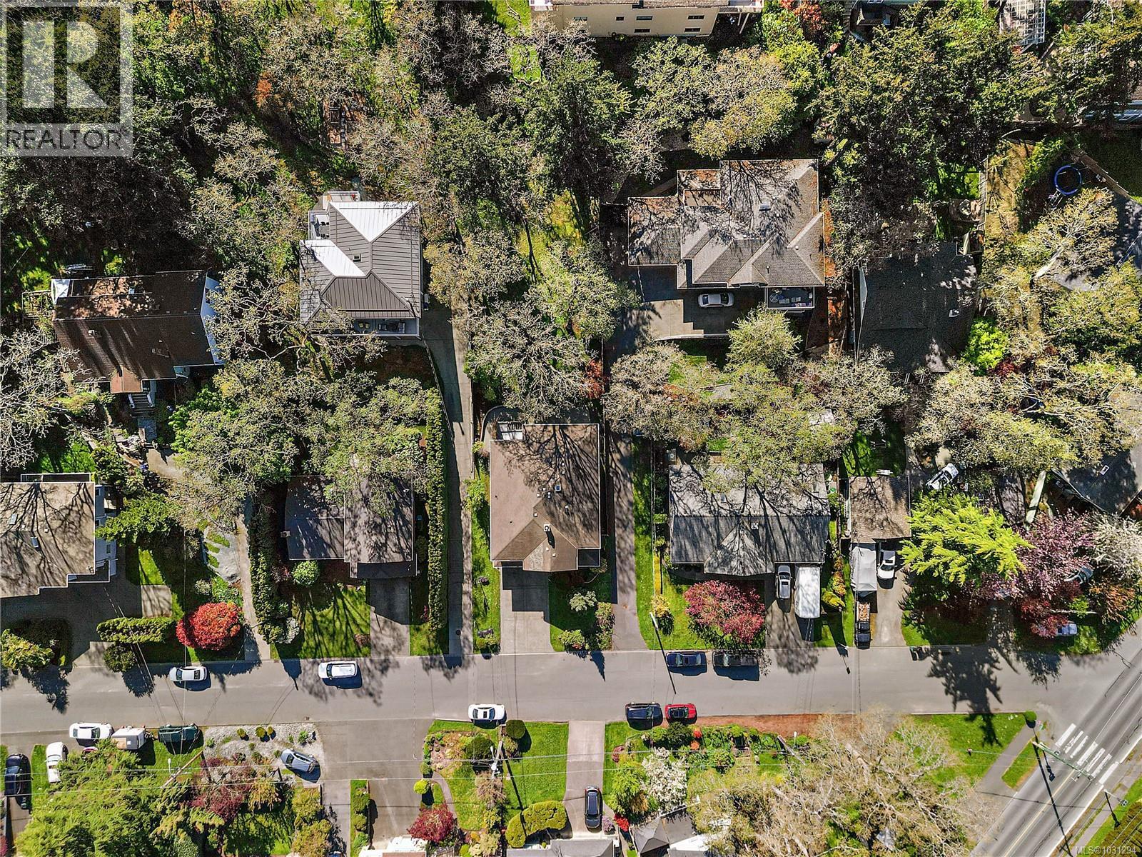  3914 Ascot Drive, Saanich