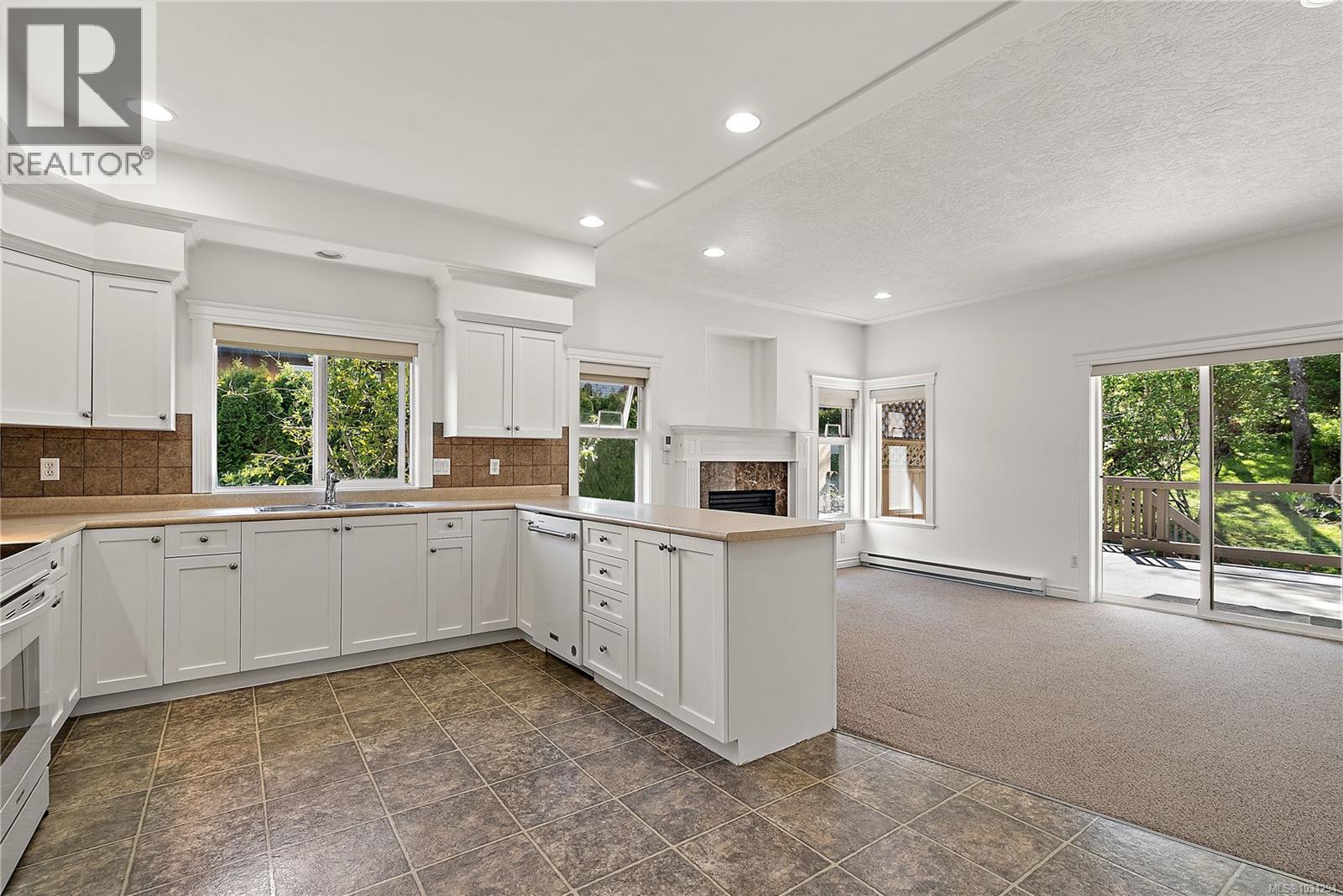  3914 Ascot Drive, Saanich