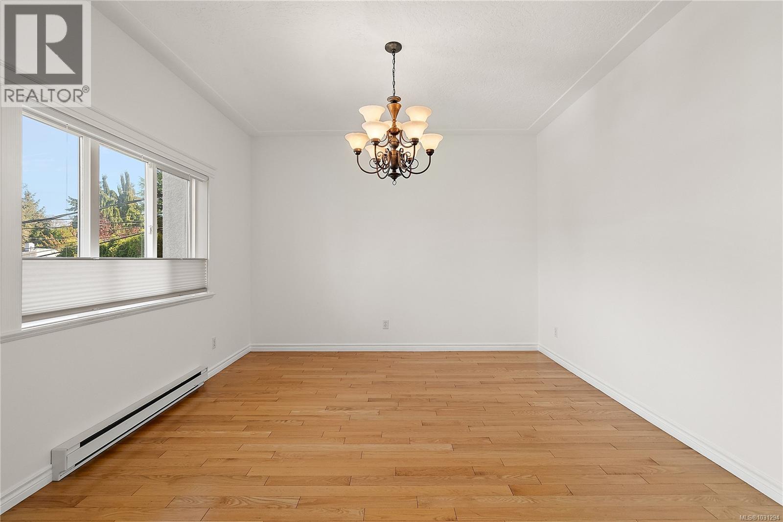  3914 Ascot Drive, Saanich