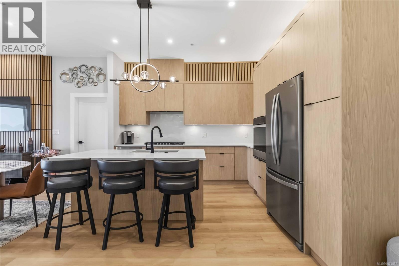 612 1810 Selenite Place, Langford