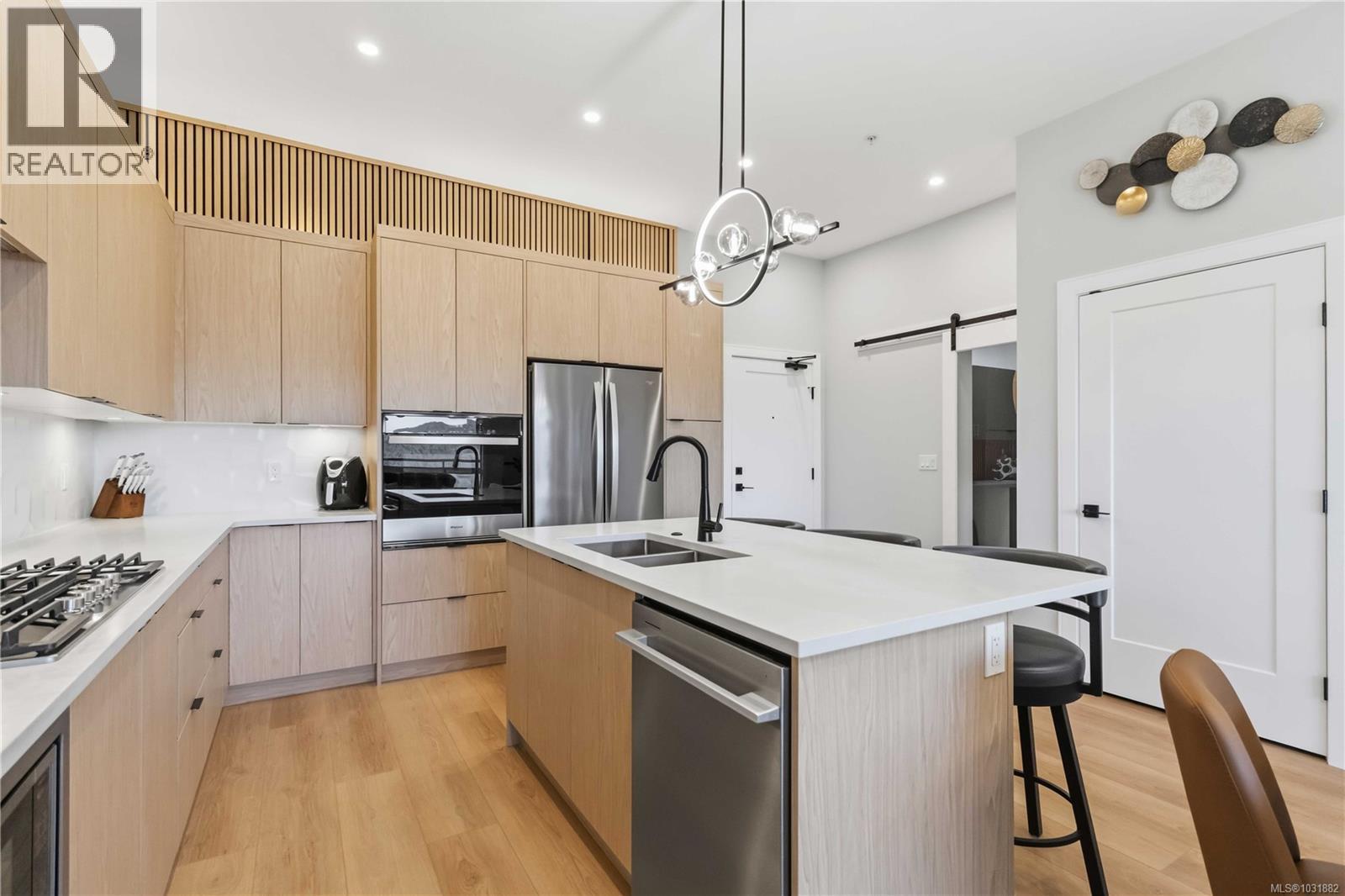 612 1810 Selenite Place, Langford