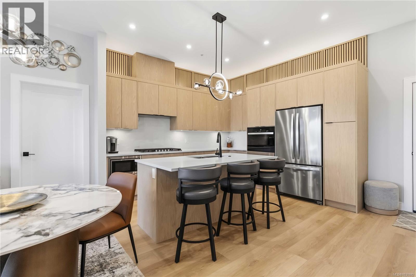 612 1810 Selenite Place, Langford