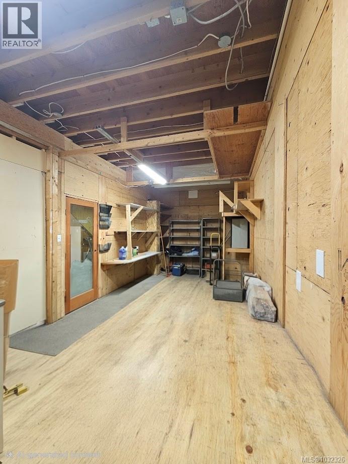 104 425 Stanford Ave E, Parksville