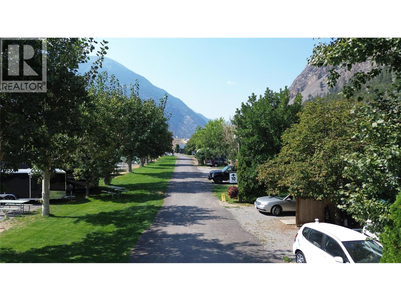 3169 10TH Avenue, Keremeos