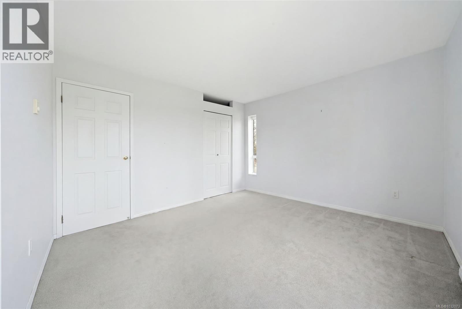 #308 103 Gorge Rd E - 21