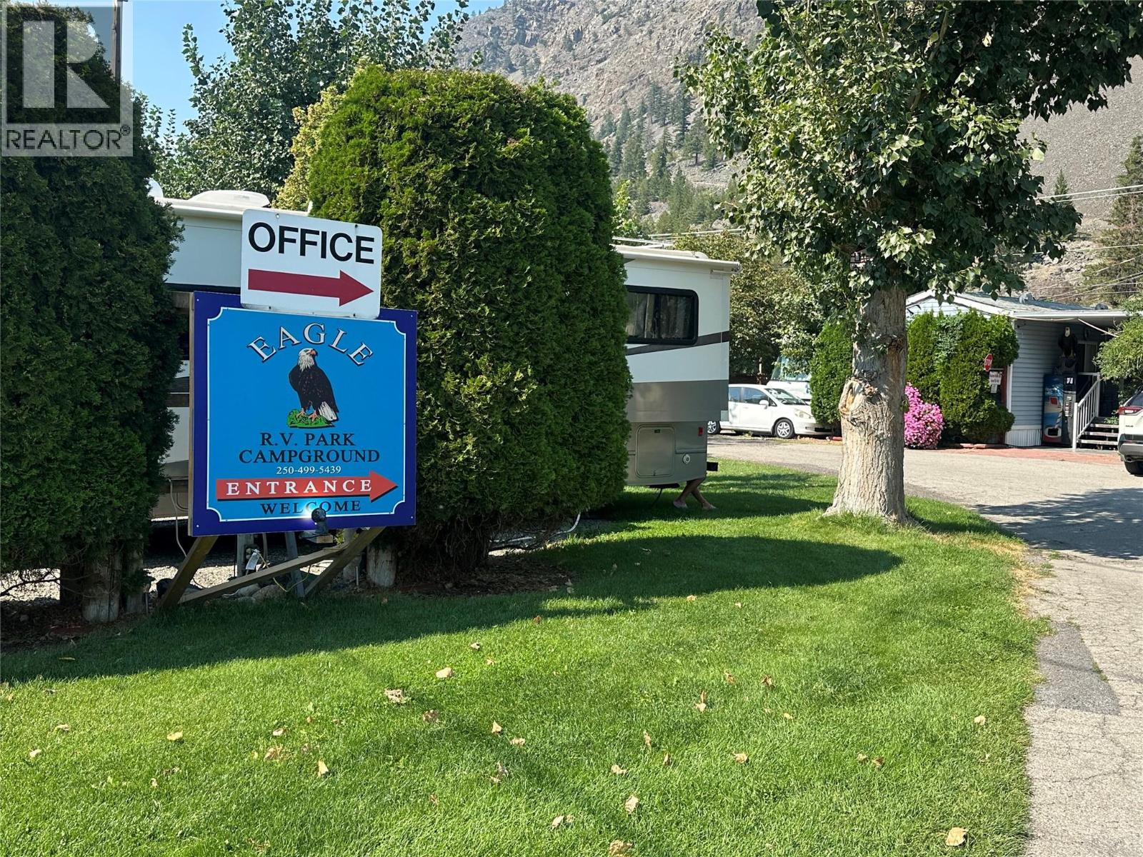 3169 10TH Avenue, Keremeos