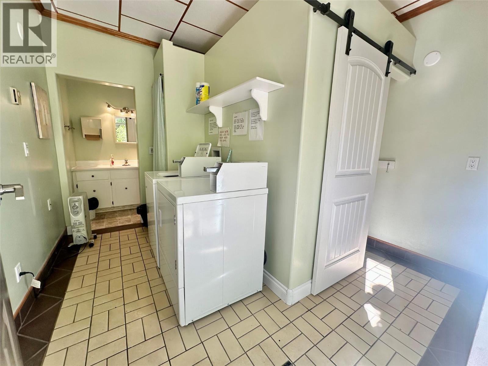 3169 10TH Avenue, Keremeos