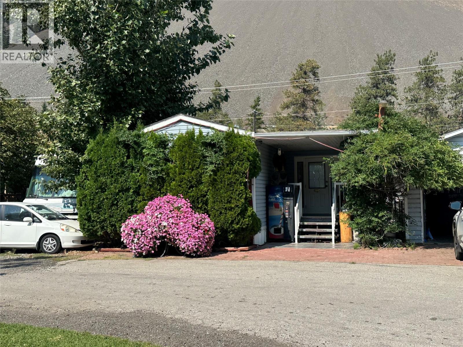 3169 10TH Avenue, Keremeos