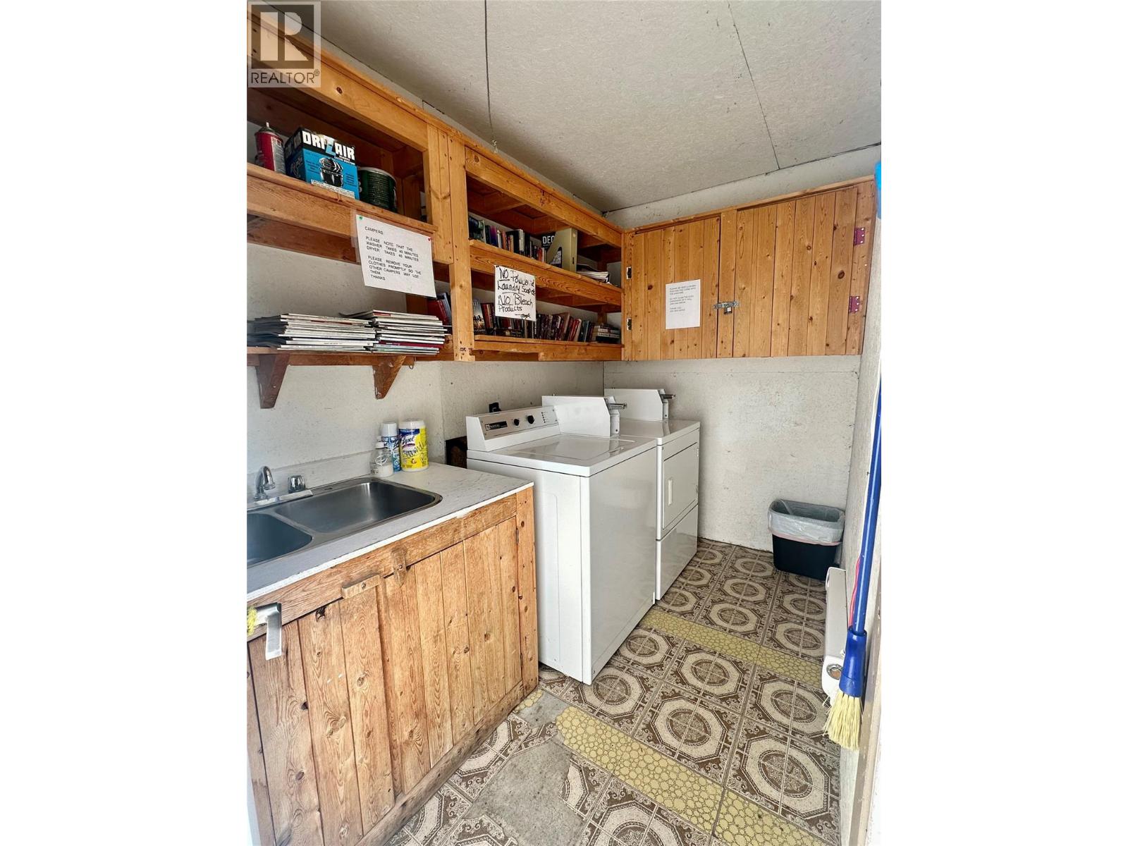 3169 10TH Avenue, Keremeos