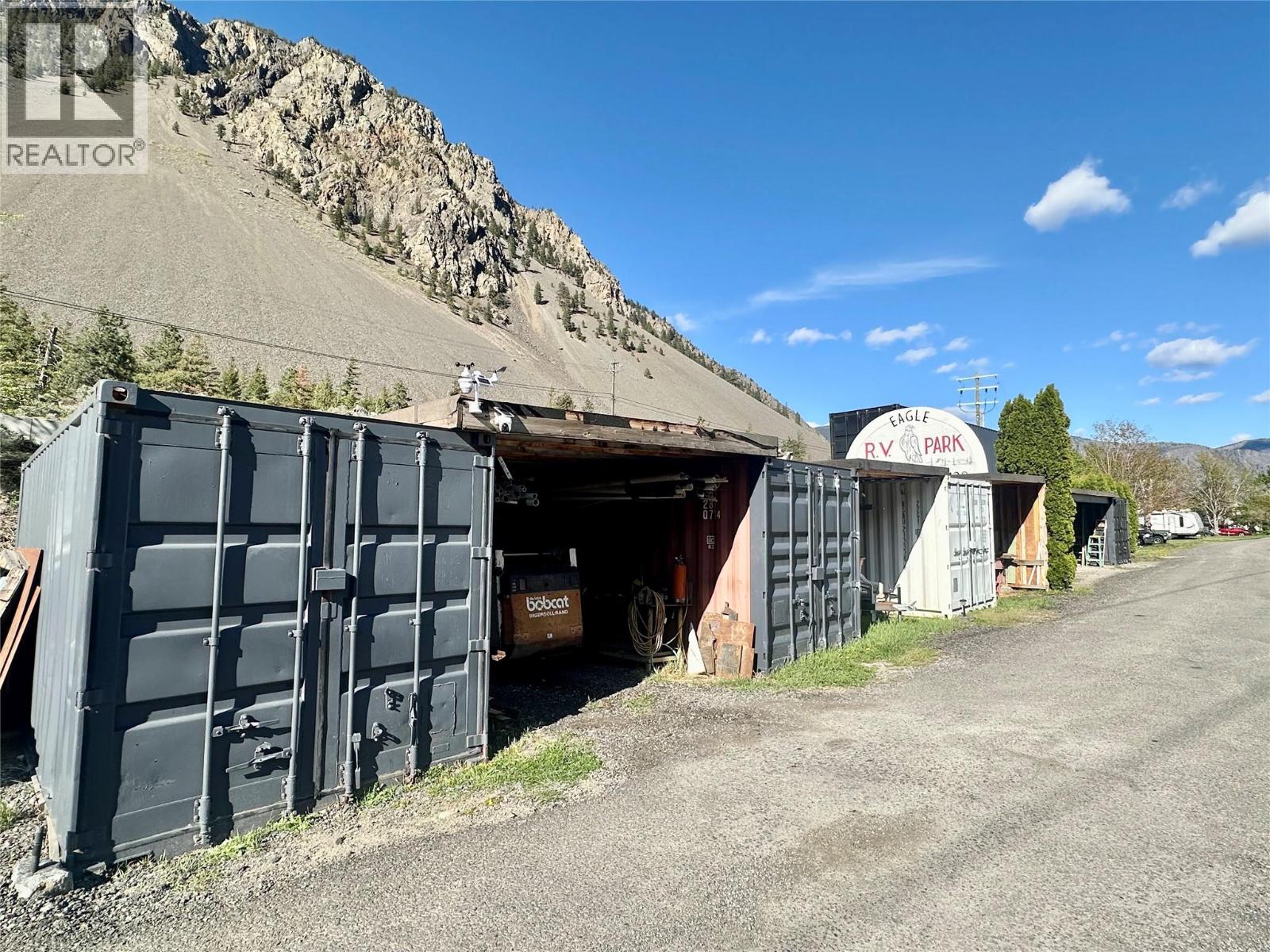 3169 10TH Avenue, Keremeos