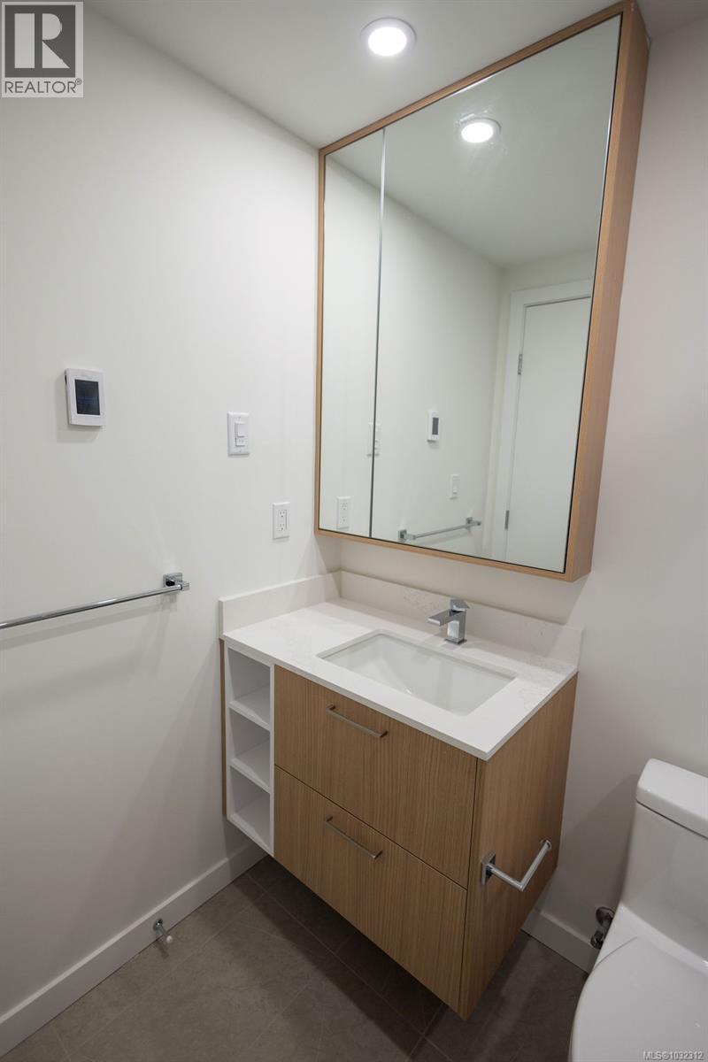 #602 899 Esquimalt Rd - 15