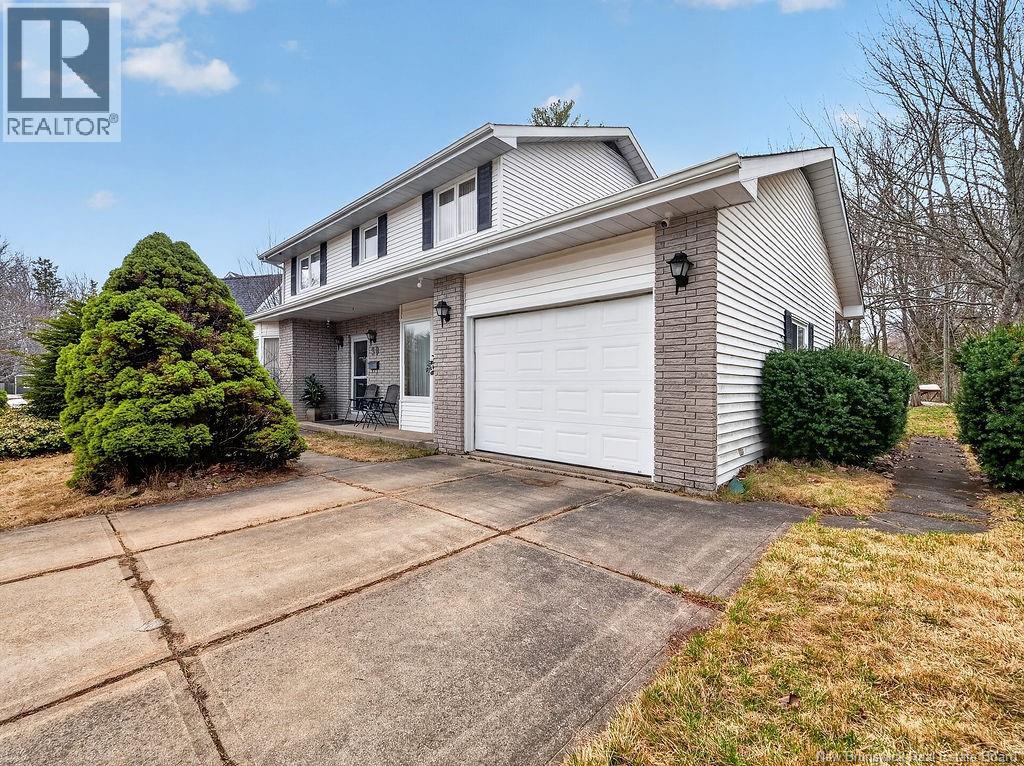 39 Hayden Drive - Image 2