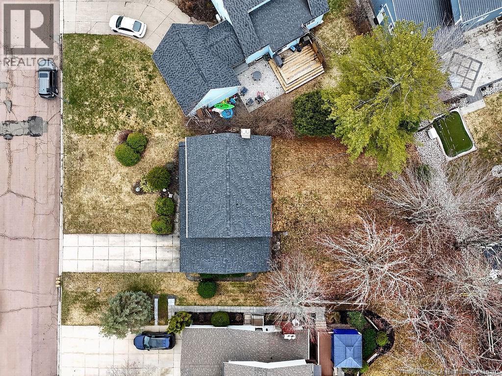 39 Hayden Drive - 41