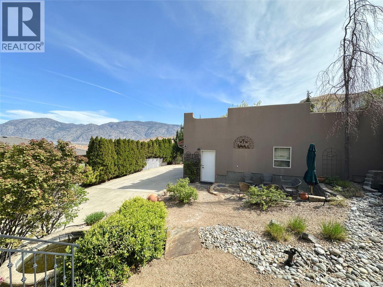 4005 FAIRWINDS Drive, Osoyoos