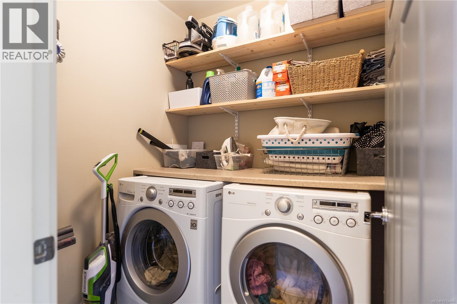  1020 Braeburn Avenue, Langford