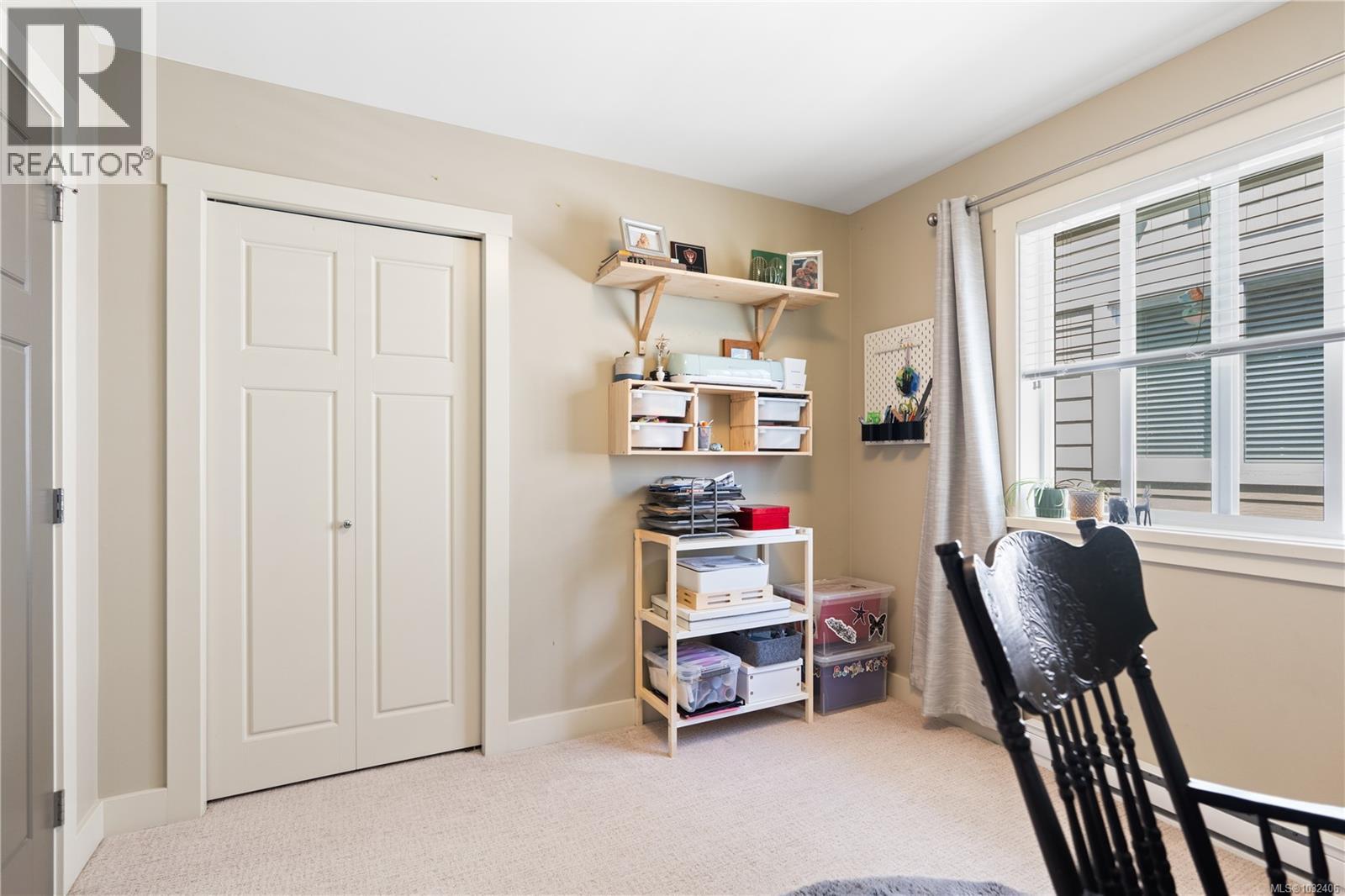  1020 Braeburn Avenue, Langford