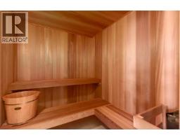 1167 Eyremount Drive, West Vancouver, BC V7S3J6 Photo 13