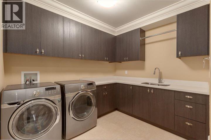 1167 EYREMOUNT DRIVE, West Vancouver