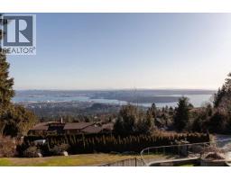 1167 Eyremount Drive, West Vancouver, BC V7S3J6 Photo 30