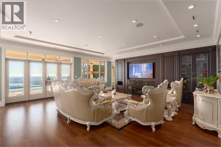 1167 EYREMOUNT DRIVE, West Vancouver
