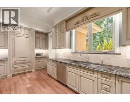 1167 Eyremount Drive, West Vancouver, BC V7S3J6 Photo 10