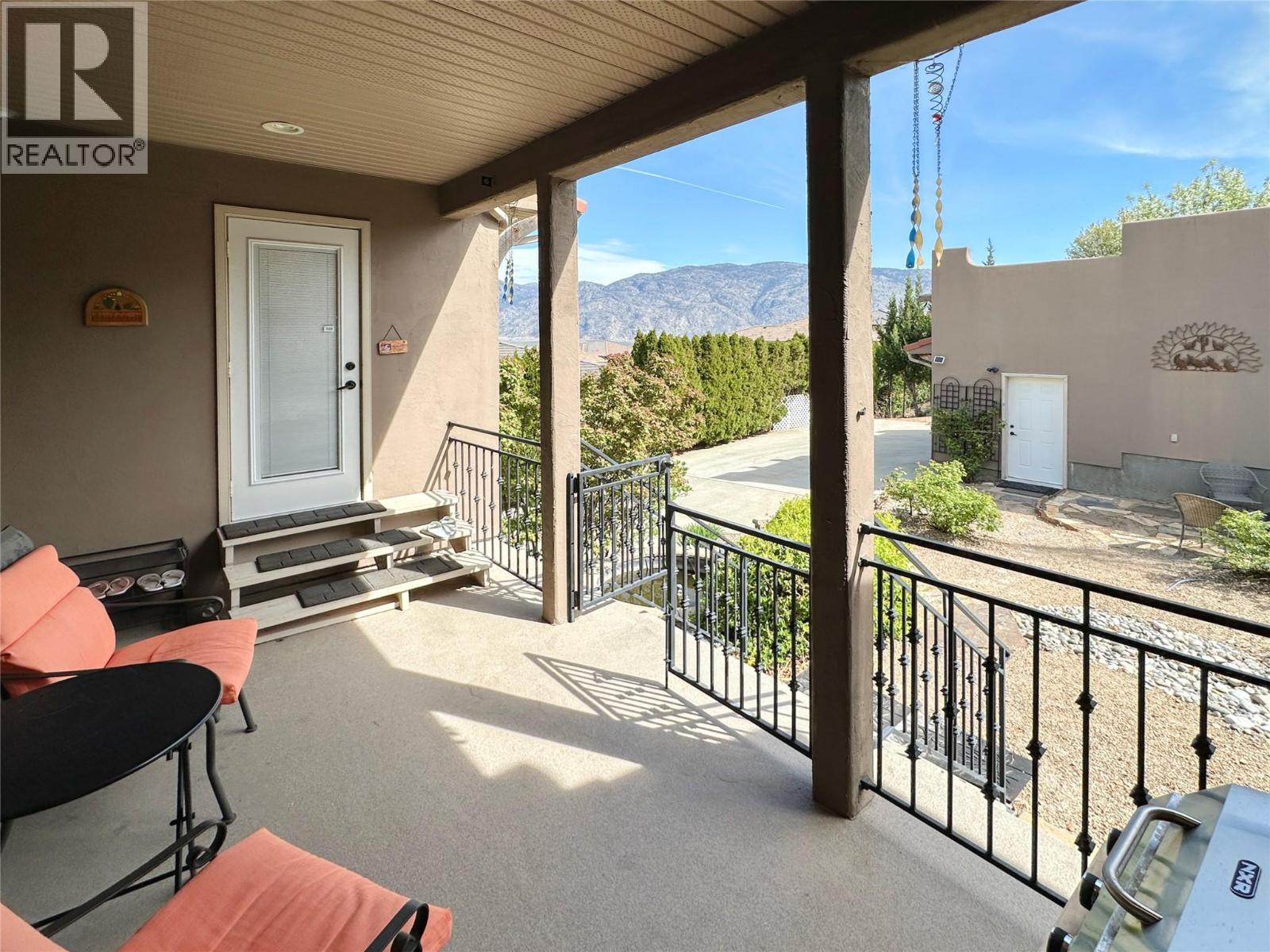 4005 FAIRWINDS Drive, Osoyoos