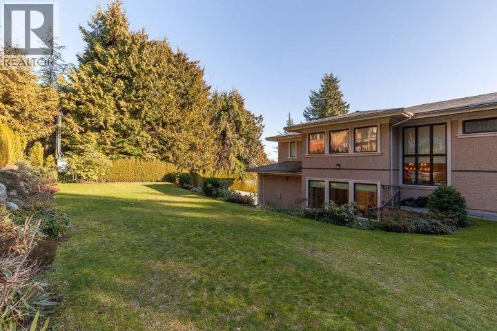 1167 EYREMOUNT DRIVE, West Vancouver
