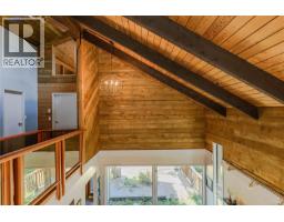 Primary Bedroom - 1671 North Beach Rd, Salt Spring, BC V8K1A8 Photo 9