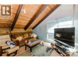 Dining room - 1671 North Beach Rd, Salt Spring, BC V8K1A8 Photo 11