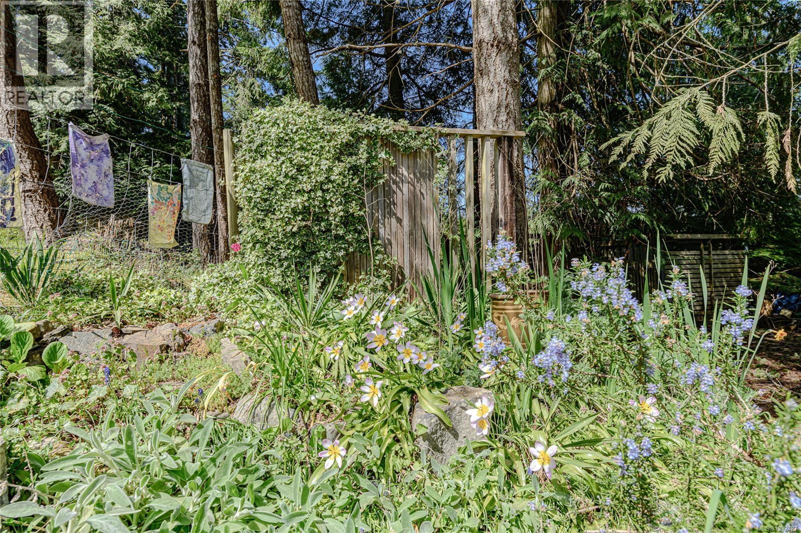  1671 North Beach Road, Salt Spring