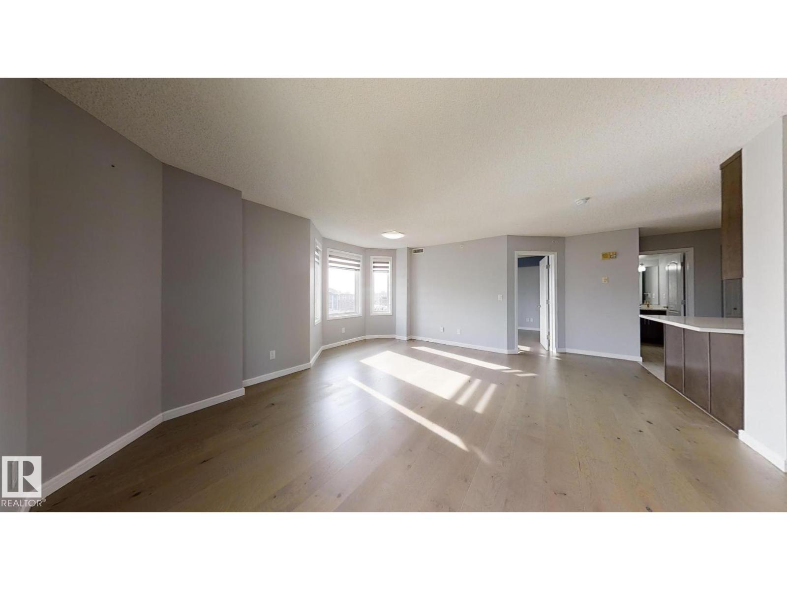 #1404 10909 103 AV NW, Edmonton