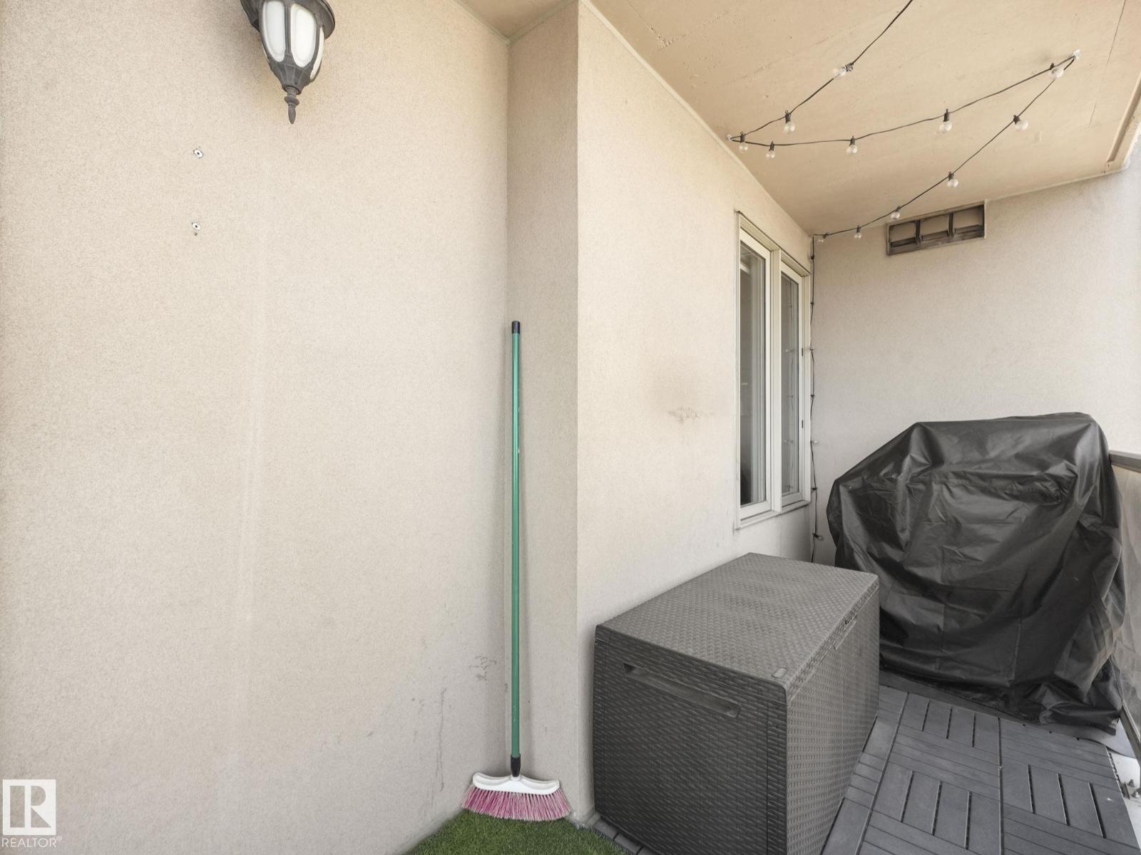 #1404 10909 103 AV NW, Edmonton