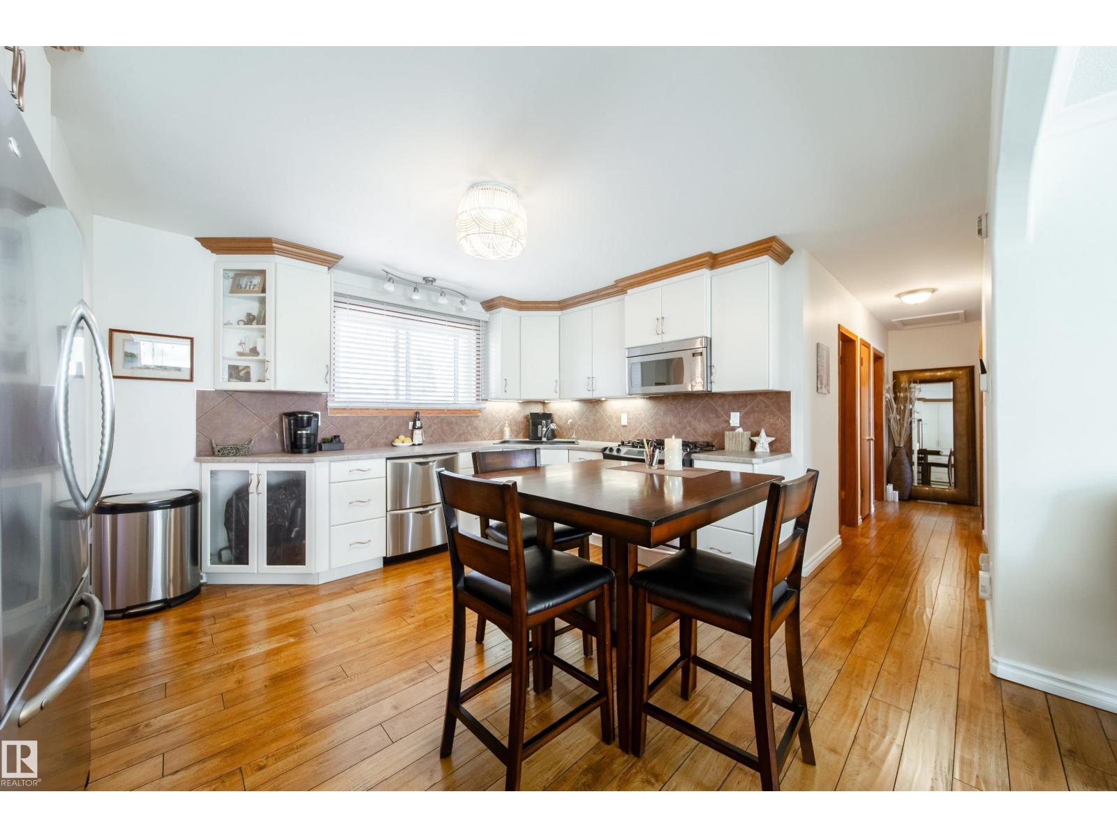 8932 154 ST NW, Edmonton