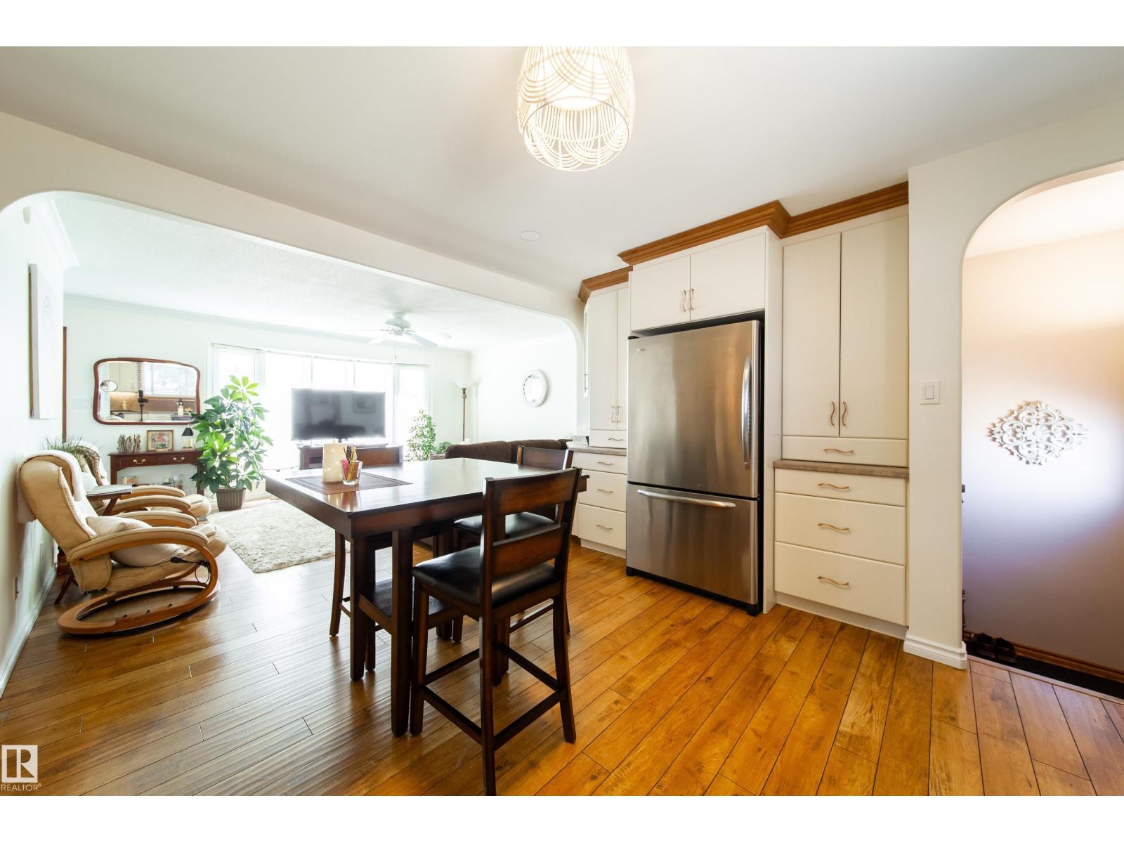 8932 154 ST NW, Edmonton