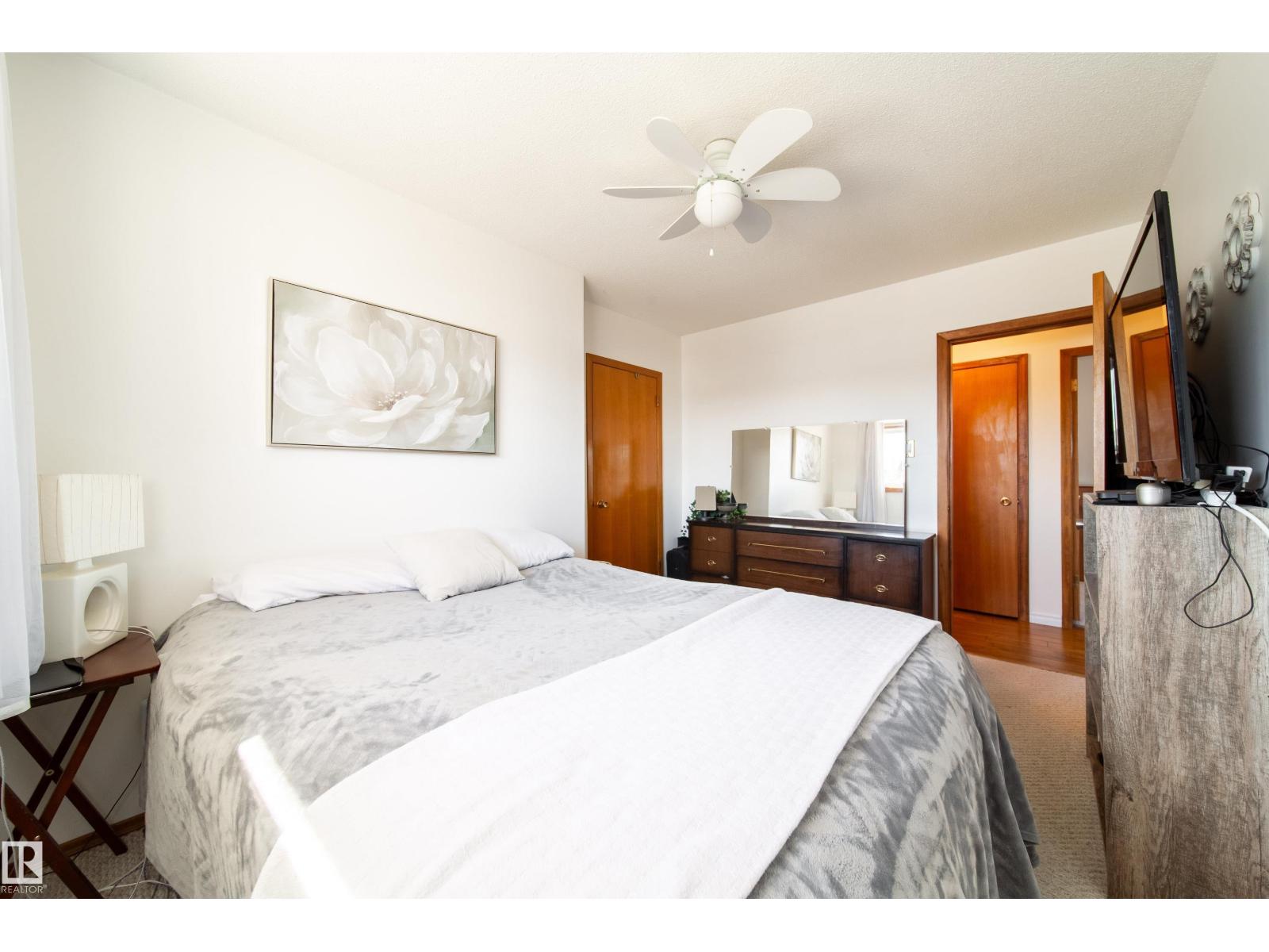 8932 154 ST NW, Edmonton