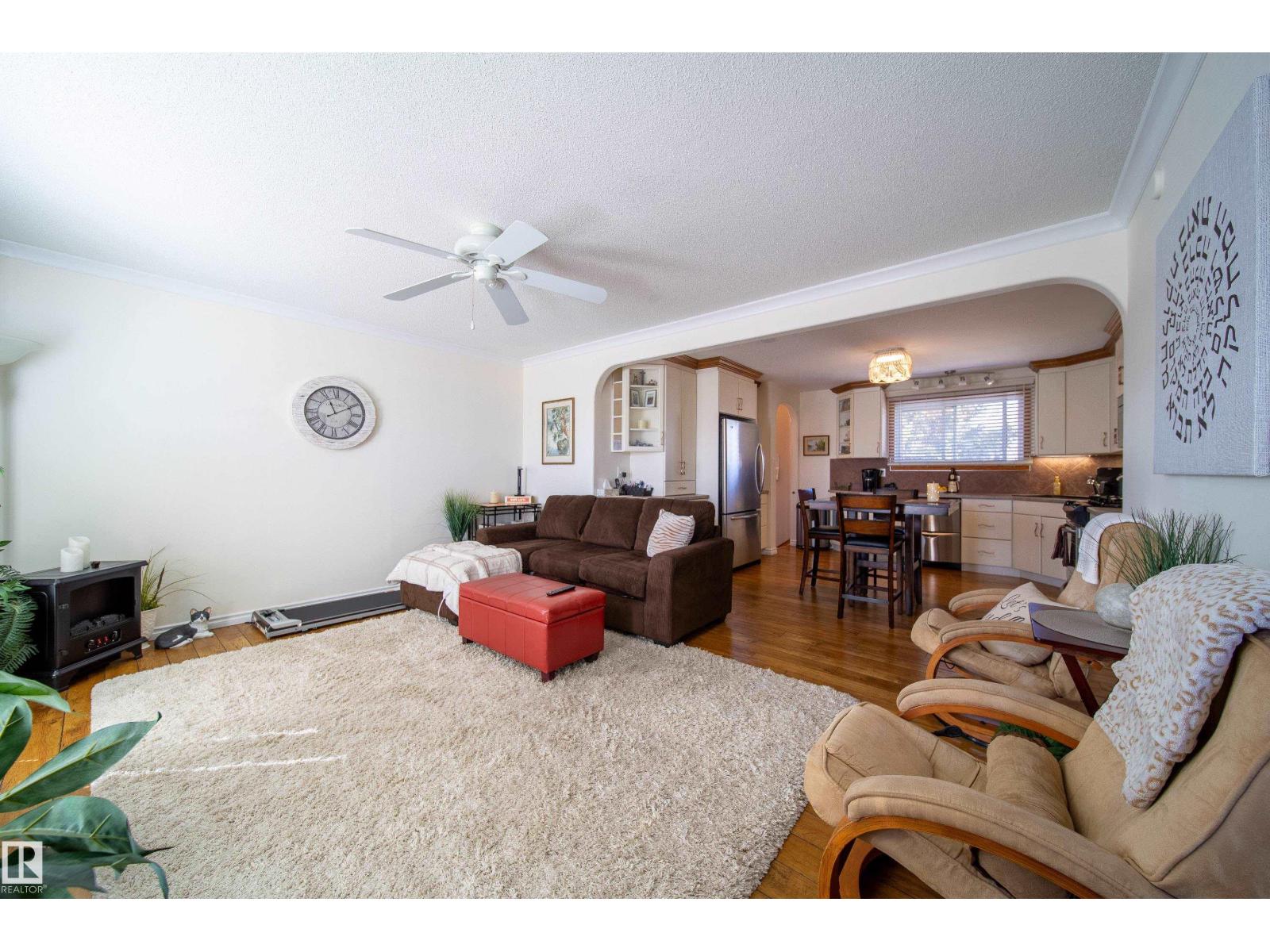 8932 154 ST NW, Edmonton