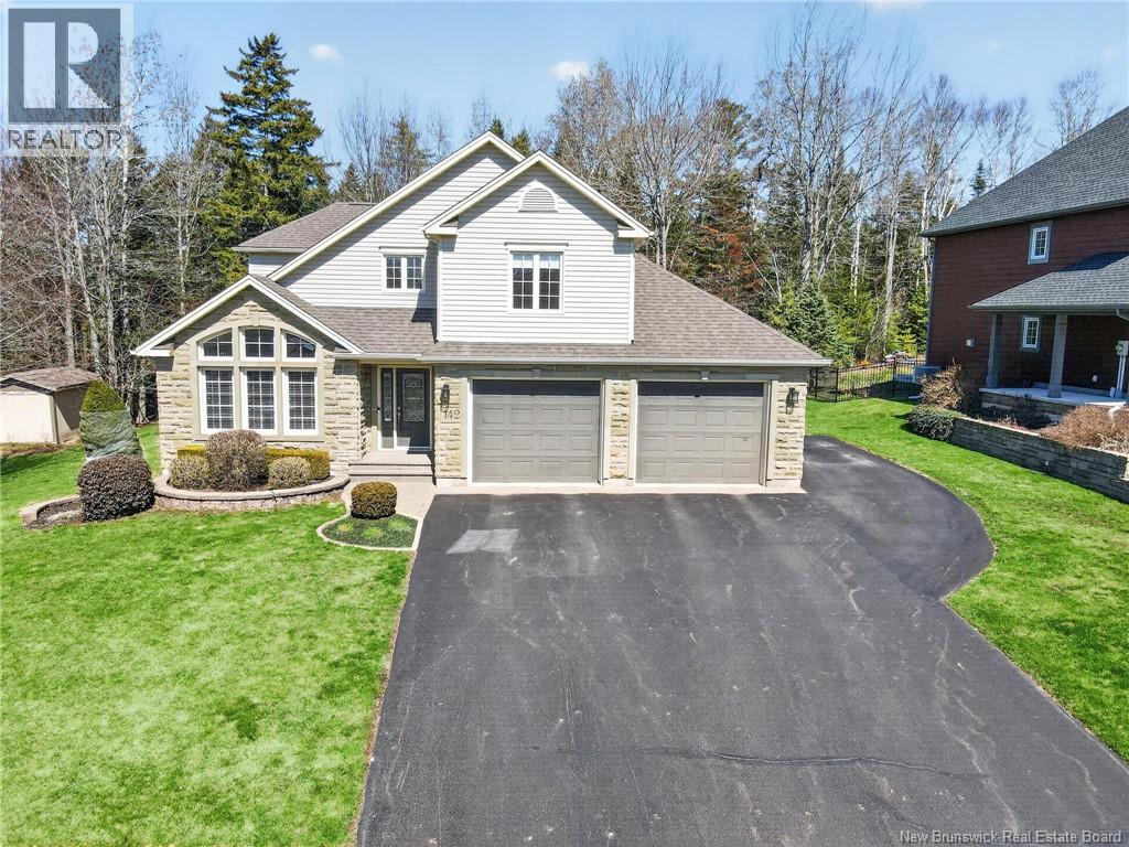 142 Du Golf Street - 1