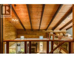 Kitchen - 1671 North Beach Rd, Salt Spring, BC V8K1A8 Photo 10