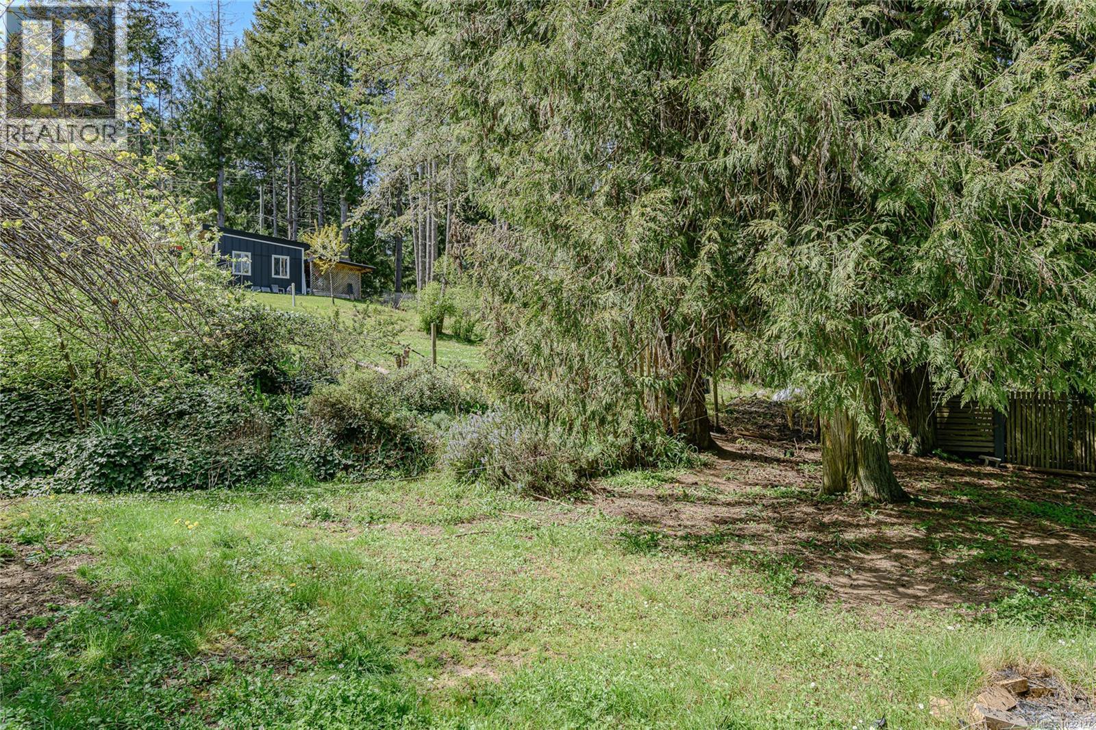  1671 North Beach Road, Salt Spring