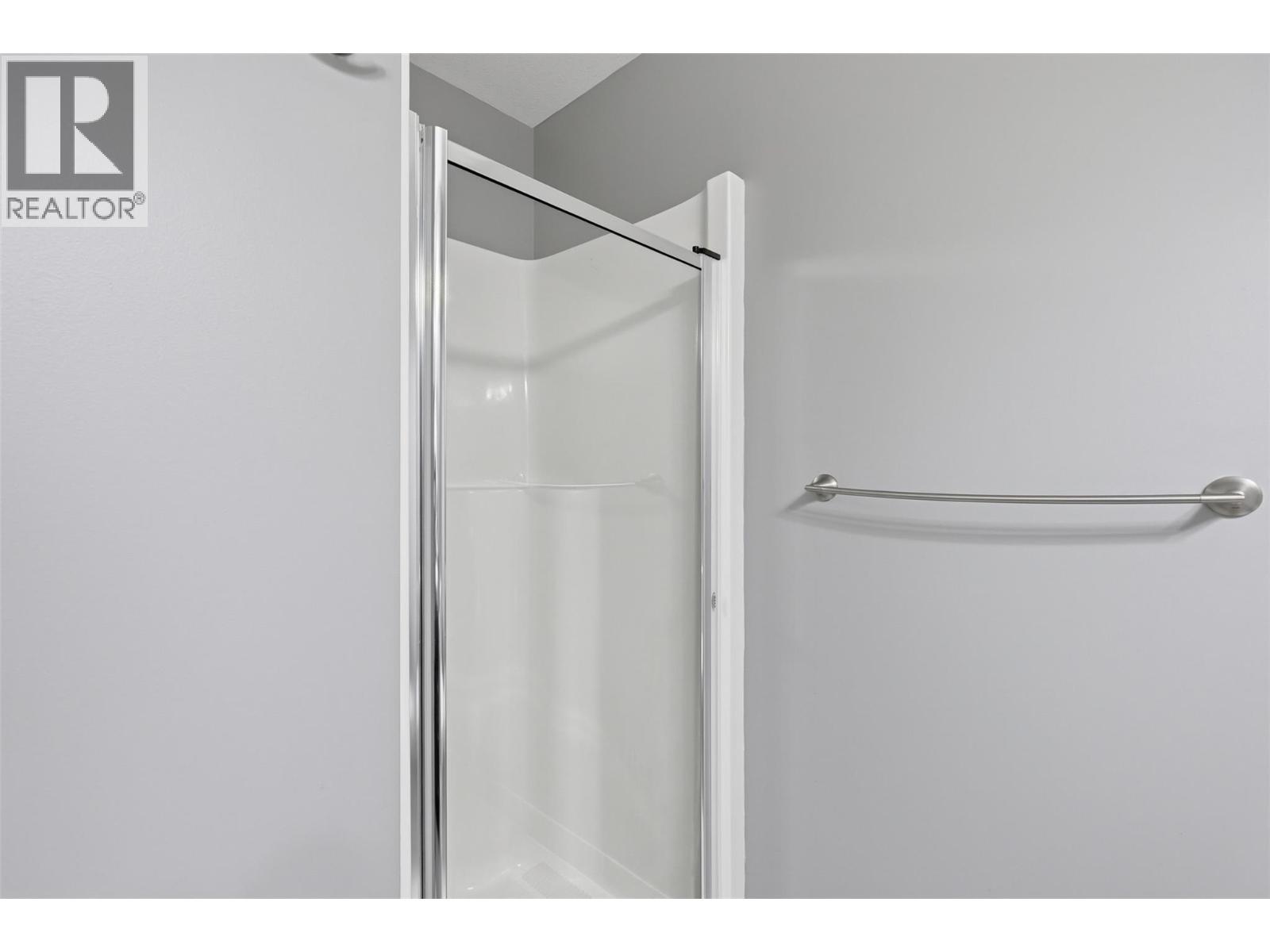 #44 2860 Valleyview Drive Drive - 22