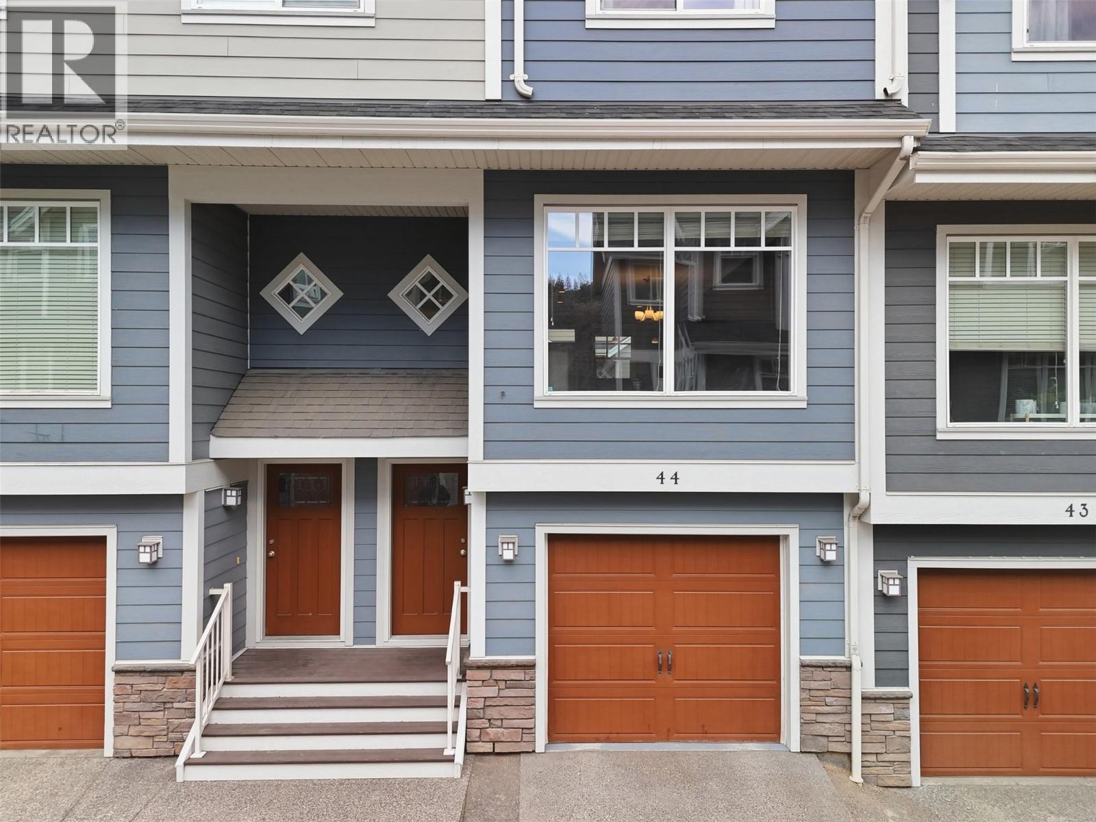 #44 2860 Valleyview Drive Drive - Image 3