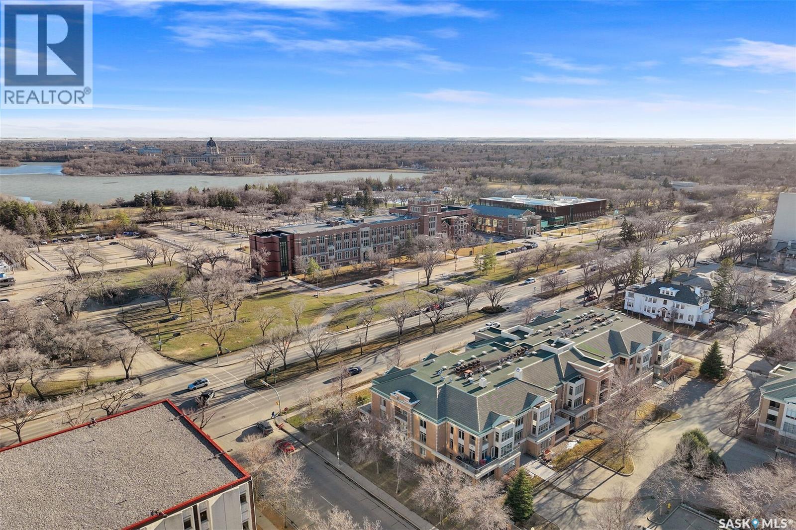 #310 2050 College AVENUE - 34