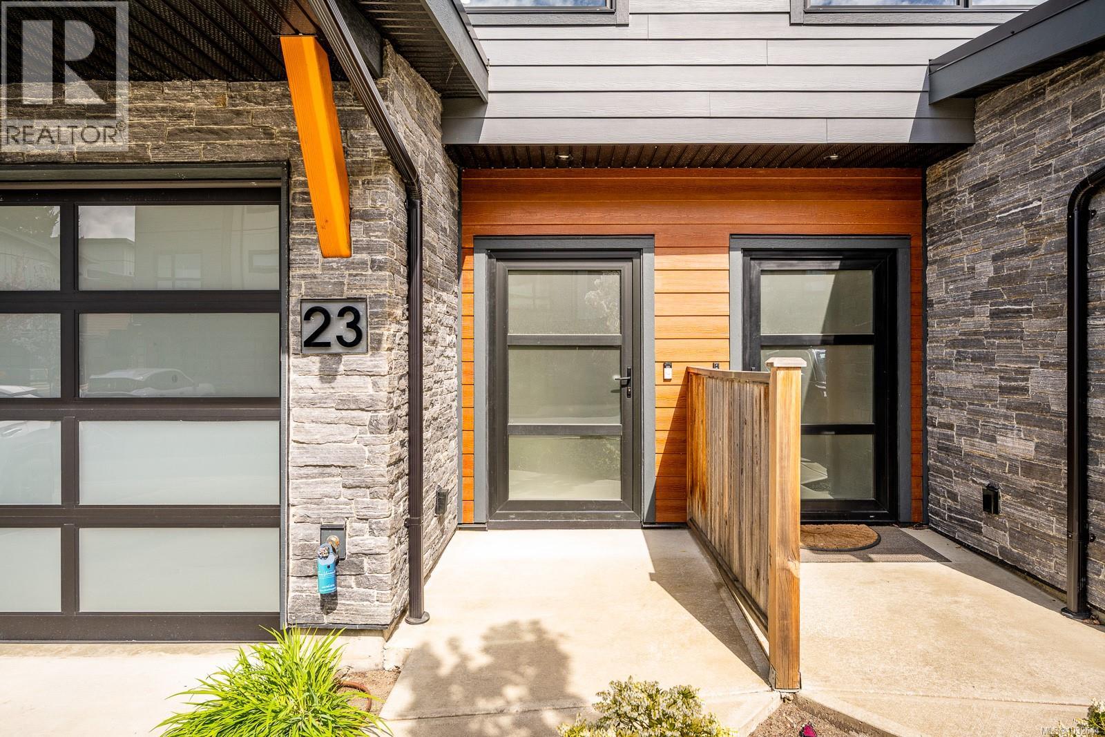 #23 623 Crown Isle Blvd - 38